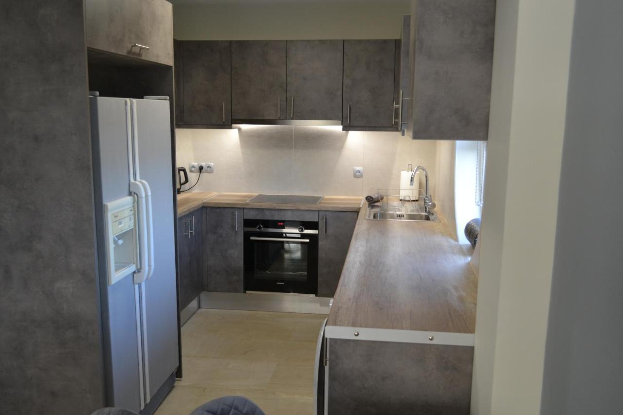 Stergiou Luxury Apartments With Shared Pool Ανάβυσσος Εξωτερικό φωτογραφία